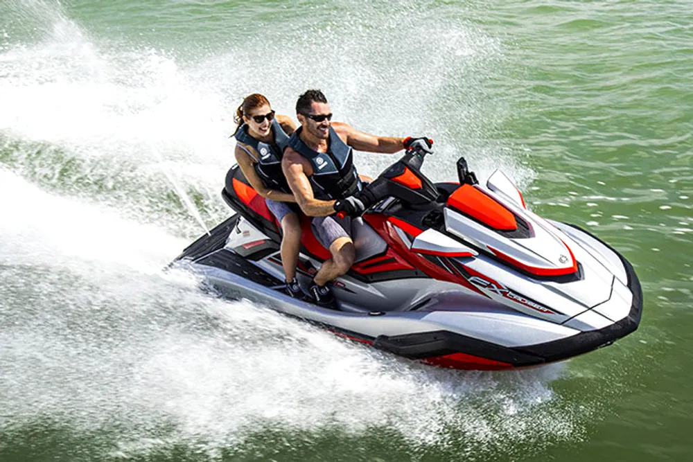 Faut-il vraiment le permis pour piloter un jet ski ?